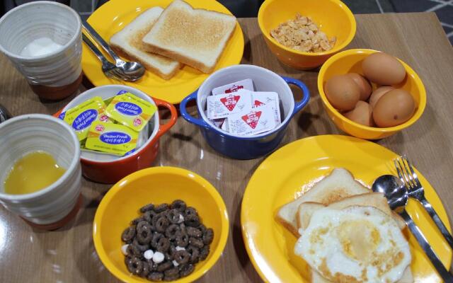 Dongdaemun EggHouse Hostel (Foreigners Only)