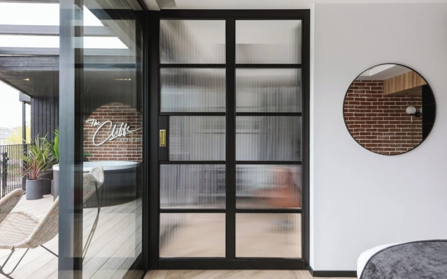 The Cliffe at the Quay