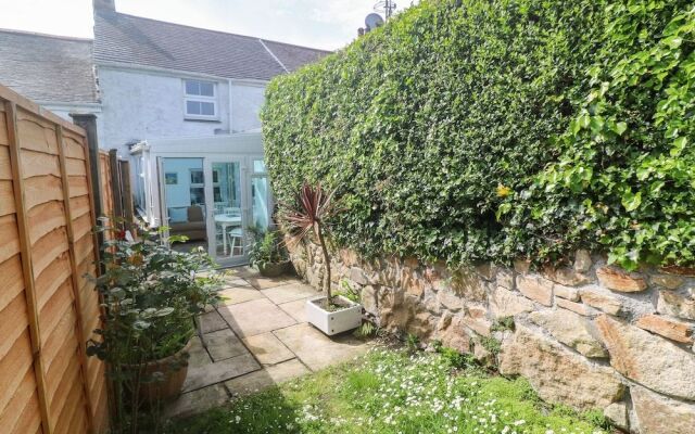 Brea Cottage