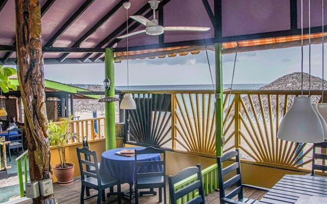 Momsplace Guesthouse