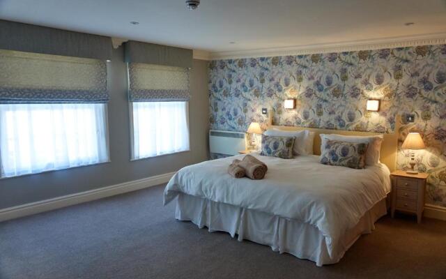 Franklins Apartments