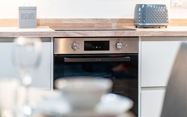 South Esk 8 - Modern 2 bed Apartment