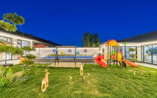 Beijing Leju Courtyard Homestay