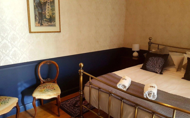 The Bears Went Over the Mountain