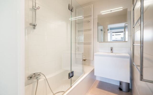 La Digue 302 Located Directly on the Beach