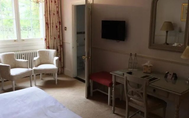 Weston Manor Hotel