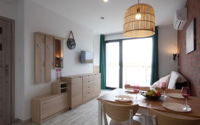 Apartment in Sianozety Near the Beach