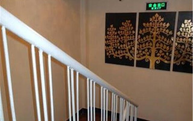 Chengde Huatang Hotel