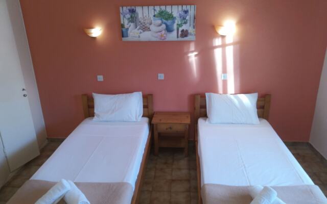 Elli Marina Studios and Apartments