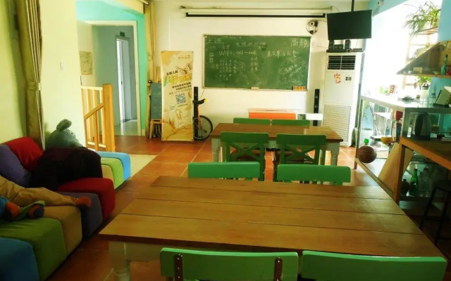 Shangjin Youth Hostel