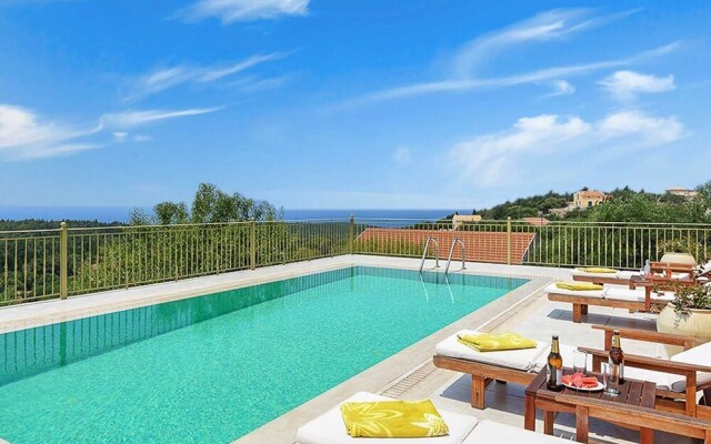 Villa Nikolas