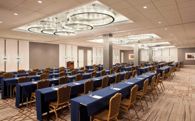 Sheraton Philadelphia University City Hotel