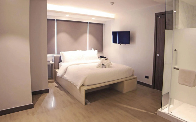 The Mini Suites - Eton Tower Makati