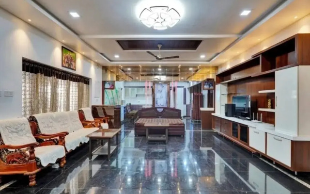Medi Konda Grand