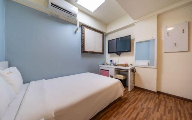 HUE hotel