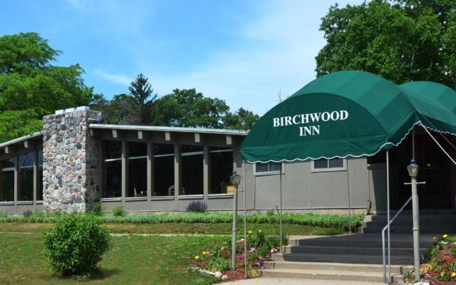 Birchwood Inn