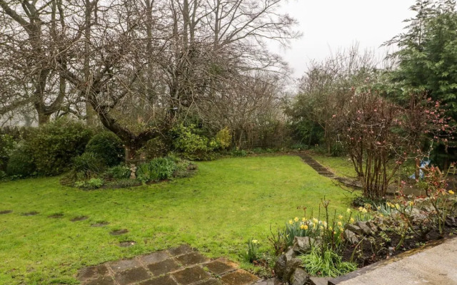 Tree of Life House, Number 27 Bere Lane