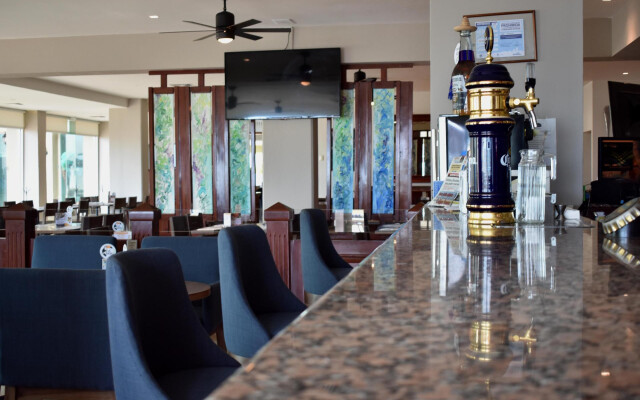 Astur Hotel y Suites