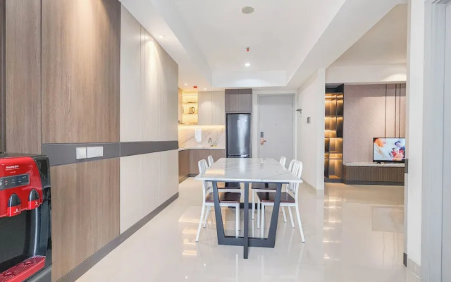 Spacious Combined 3BR Grand Sungkono Lagoon Apartment