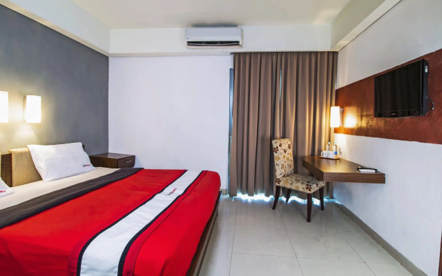 RedDoorz Plus near RS Pertamina