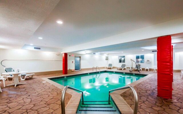 Sleep Inn & Suites