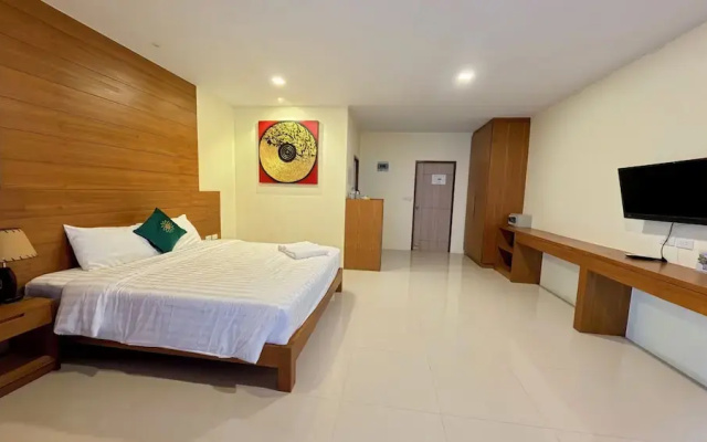 Baanphuchalong Place (SHA Extra Plus)