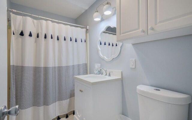 Flamingo Bay 4 Bedroom Home by RedAwning