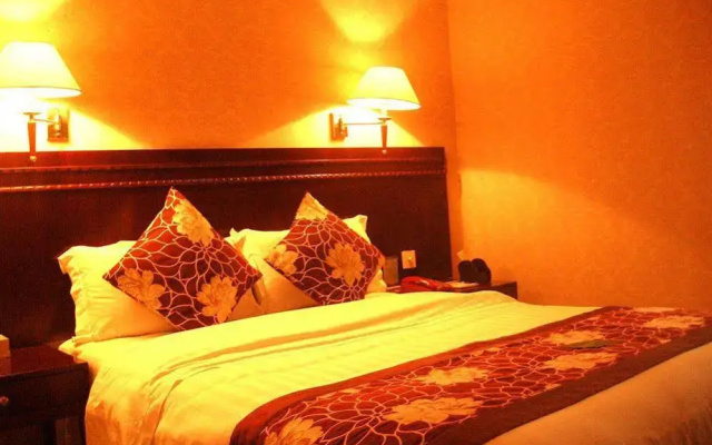 Universal House Golden Gulf Hotel