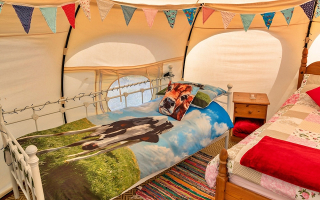 Bell Tent in North Devon, No Deposit