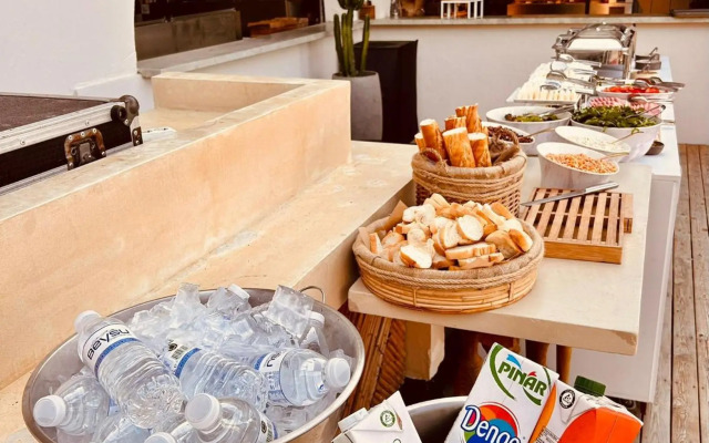 Andiz Beach Hotel
