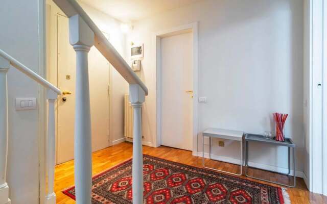 Classy Milanese Stay near Sforza Castle
