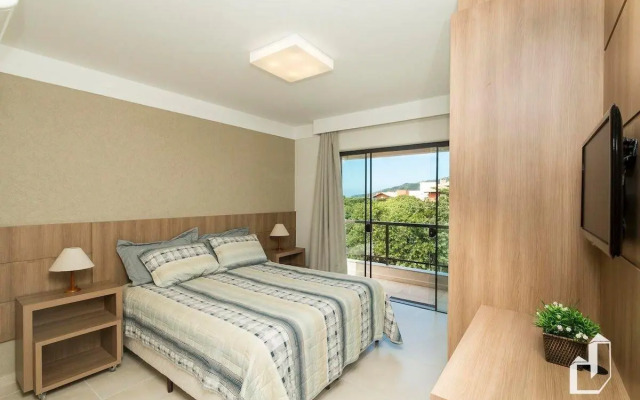 Triplex com 03 suítes com jacuzzi externa aquecida
