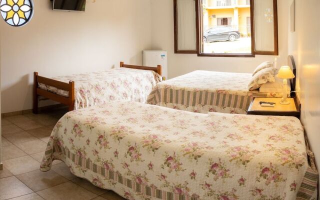 Pousada Casa Amarela
