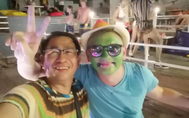 So Good Haad Rin Resort