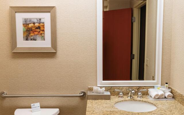 Holiday Inn Express Hotel & Suites Olathe North by IHG