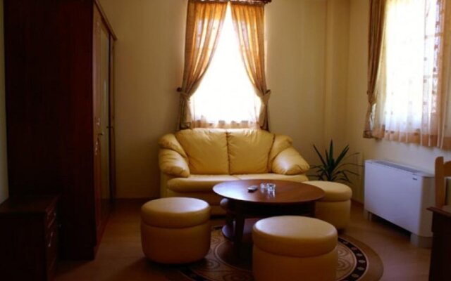 Hotel Izgrev