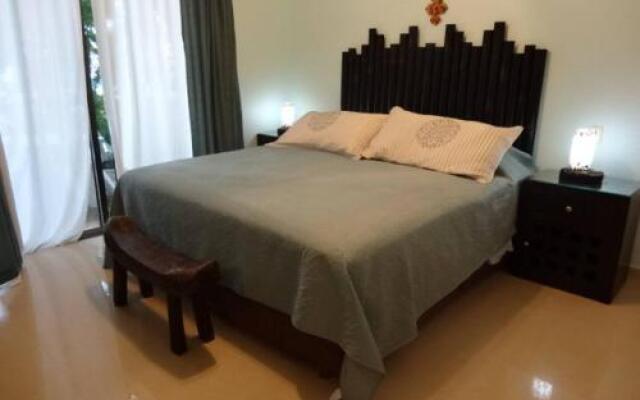 Casa Mariposa 1 Block Near To Coco Beach