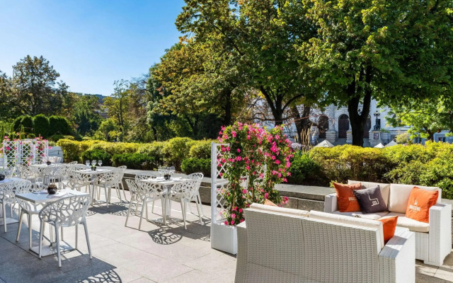 Sofitel Warsaw Victoria