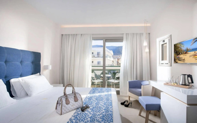 Petra Beach Hotel