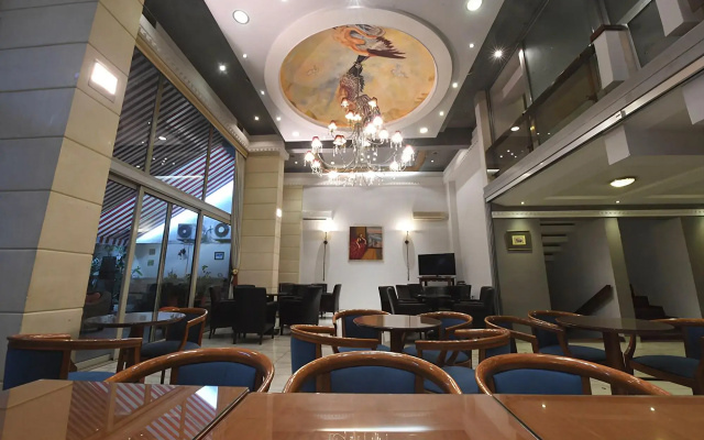 Ephira Hotel
