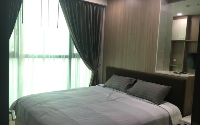 Dusit Grand Condo View Pattaya