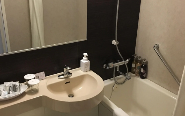 Richmond Hotel Yokohama Bashamichi