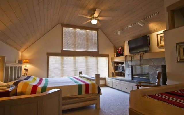 Arrowhead Condominiums by Resort Property Management