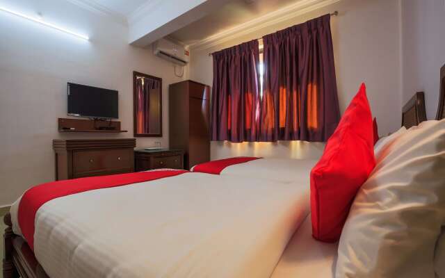 OYO 18647 Pandav City Hotel