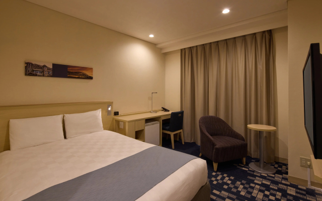 Kobe Sannomiya Tokyu REI Hotel