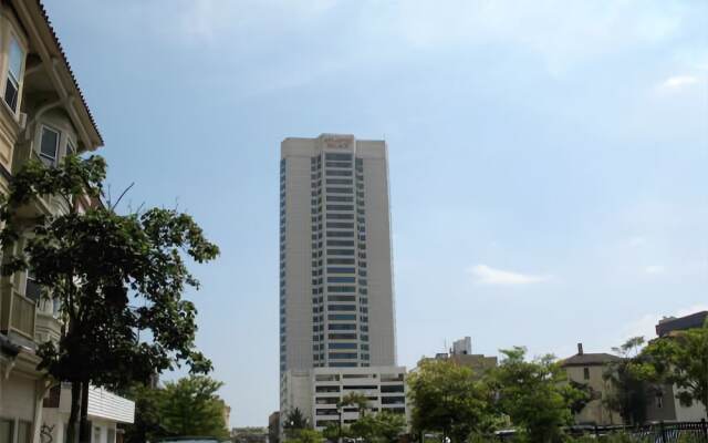Atlantic Palace Suites