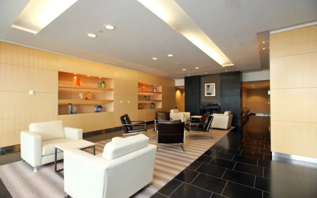 Applewood Suites - 3 BDRM Ent. District