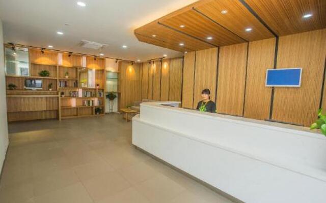 Motel168 Wuhan Hankou Railway Station Inn