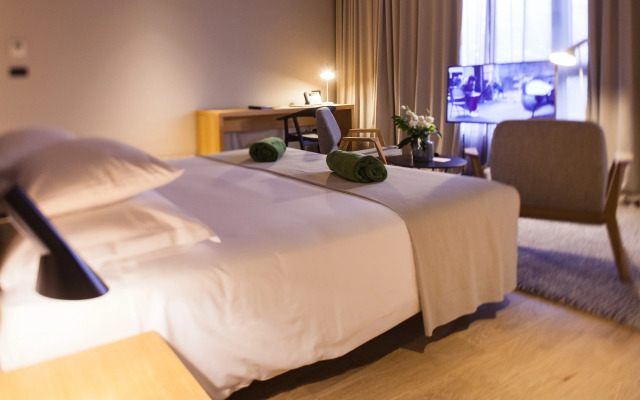 One Suite Hotel