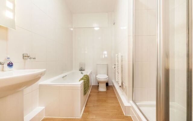 City Centre Spacious Apartment